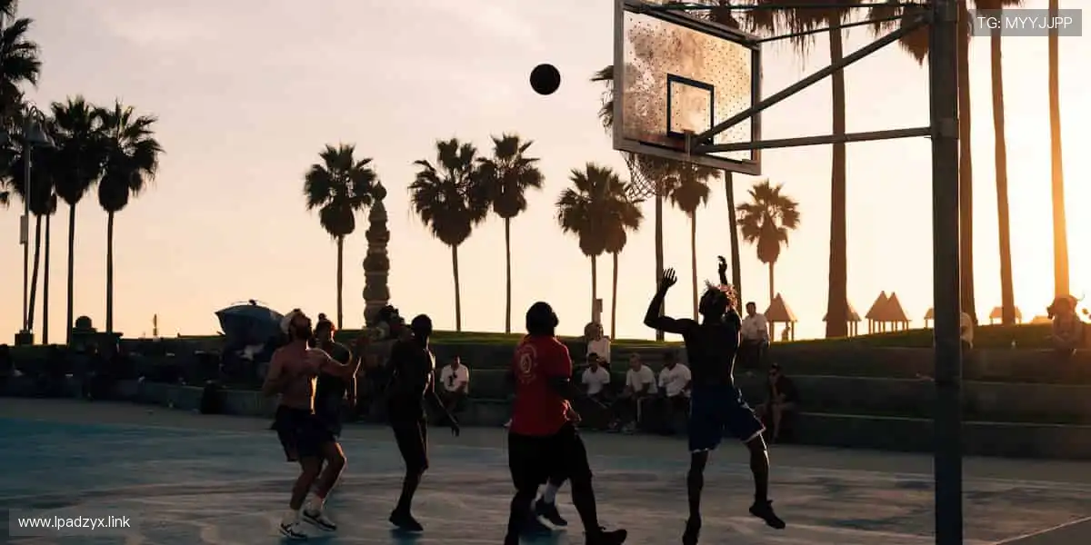 身临其境，感受赛场心跳！🎧📱